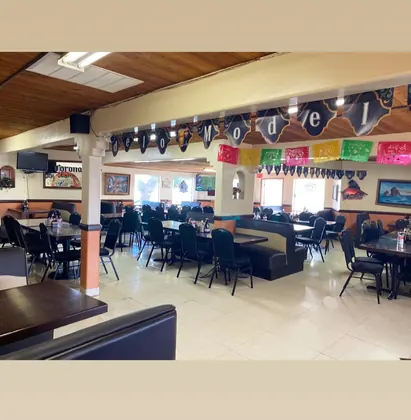 El Pueblito Restaurant, business photo 4