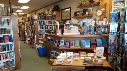 Gavin's Books, business photo 2