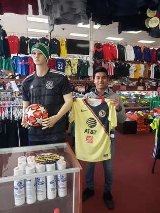 Soccer Express Central Coast - todo para futbol- Santa Maria, business photo 3