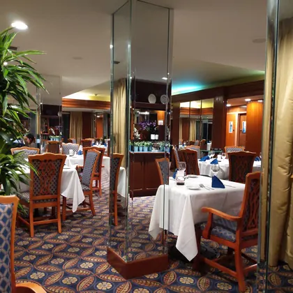 Vintners Bar & Grill, business photo 2