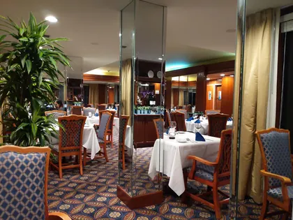 Vintners Bar & Grill, business photo 3